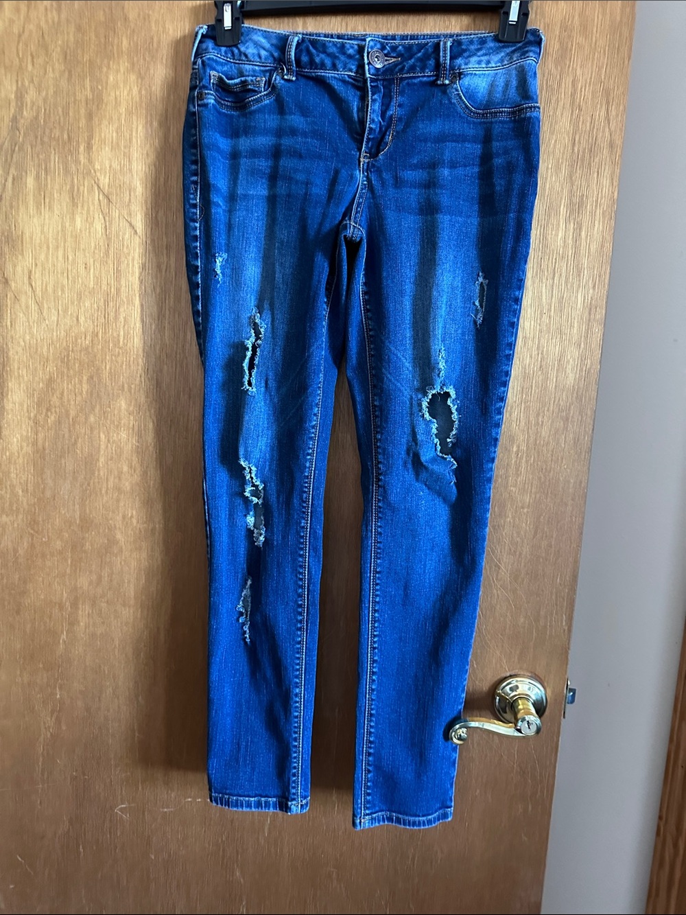 Maurices Distressed Skinny Jeggings - Blue